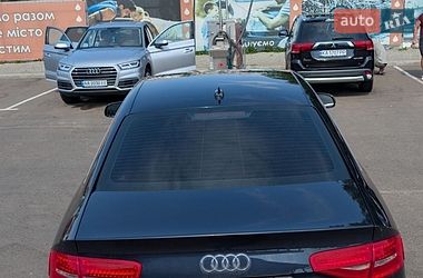 Седан Audi A4 2015 в Киеве