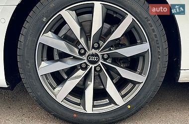 Седан Audi A4 2023 в Киеве