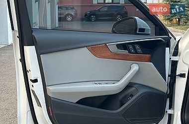 Седан Audi A4 2023 в Киеве