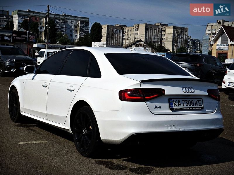 Седан Audi A4 2014 в Черкасах