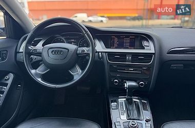 Седан Audi A4 2012 в Киеве