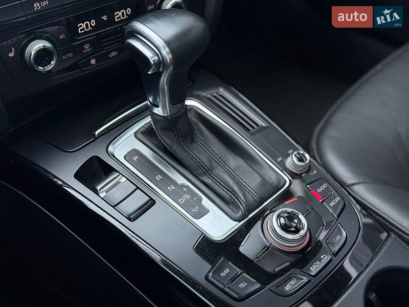 Седан Audi A4 2012 в Киеве