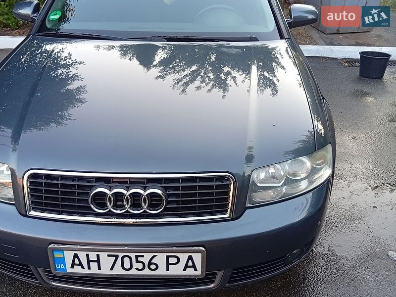 Седан Audi A4 2003 в Днепре