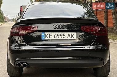 Седан Audi A4 2013 в Дніпрі