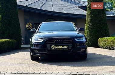 Седан Audi A4 2014 в Львове