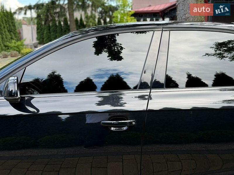 Седан Audi A4 2013 в Городке