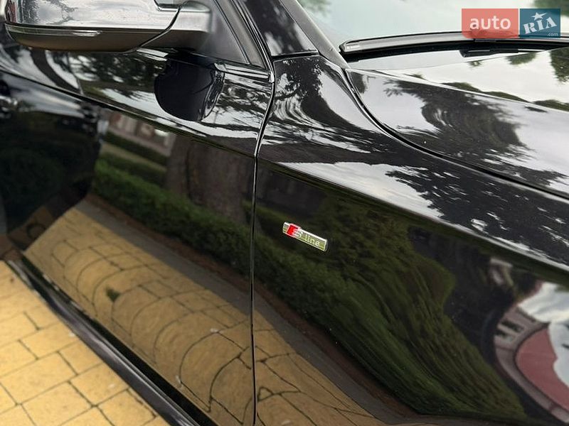 Седан Audi A4 2013 в Городке