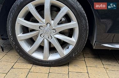 Седан Audi A4 2013 в Городке