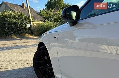 Седан Audi A4 2019 в Черновцах