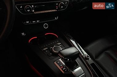 Седан Audi A4 2019 в Черновцах
