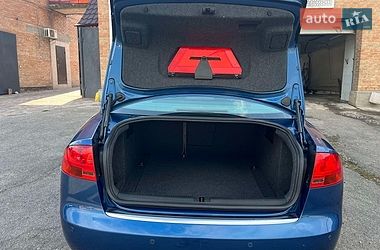 Седан Audi A4 2005 в Кропивницком