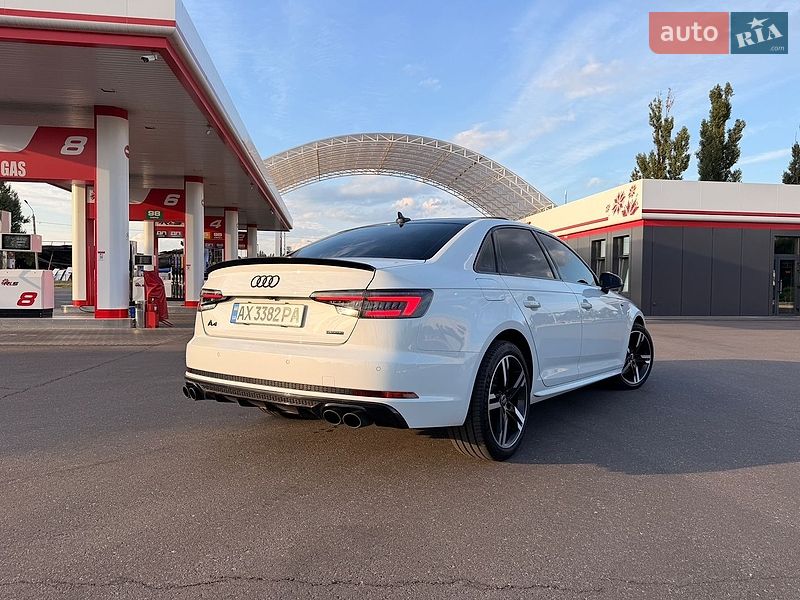 Седан Audi A4 2017 в Кривому Розі