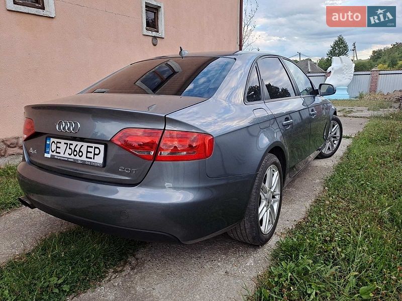 Седан Audi A4 2011 в Черновцах