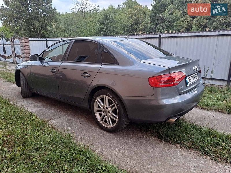 Седан Audi A4 2011 в Черновцах