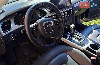 Седан Audi A4 2011 в Черновцах