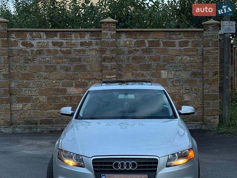 Седан Audi A4 2011 в Вінниці