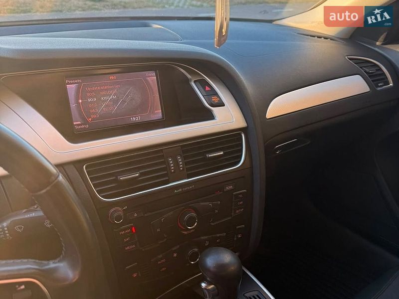 Седан Audi A4 2011 в Вінниці