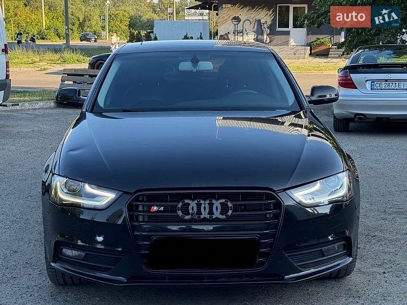 Седан Audi A4 2013 в Полтаве