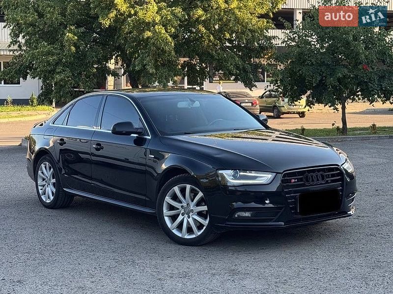 Седан Audi A4 2013 в Полтаве