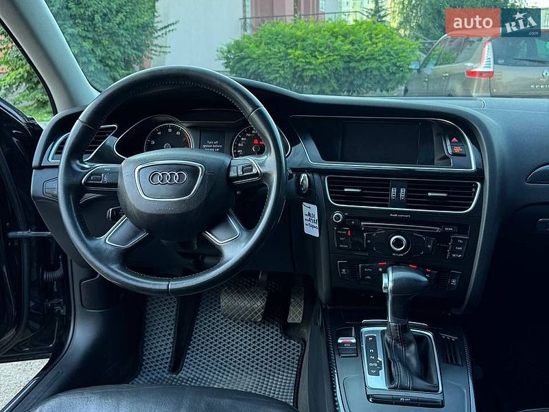 Седан Audi A4 2013 в Полтаве