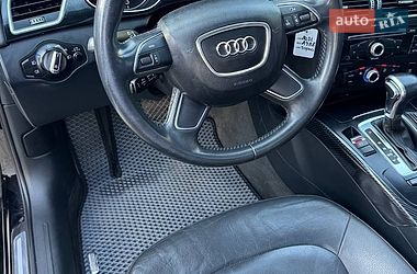 Седан Audi A4 2013 в Полтаве
