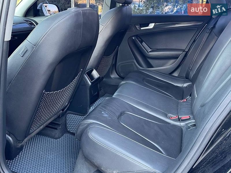 Седан Audi A4 2013 в Полтаве