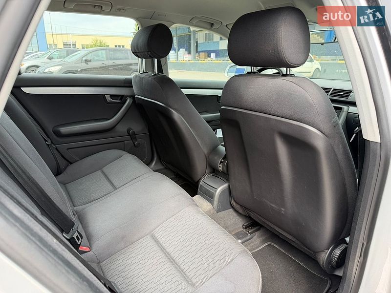 Седан Audi A4 2007 в Рівному