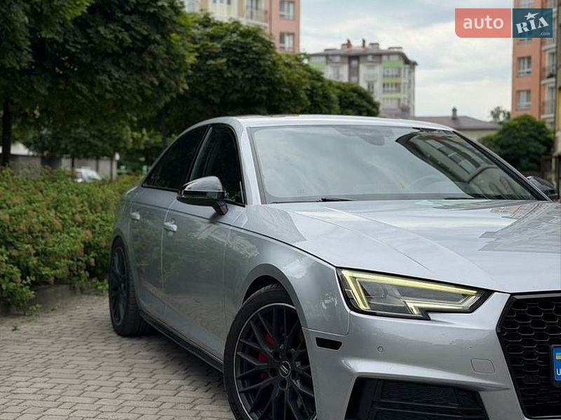 Седан Audi A4 2017 в Івано-Франківську
