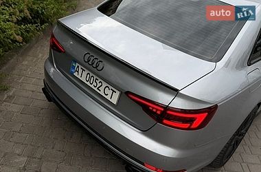 Седан Audi A4 2017 в Івано-Франківську