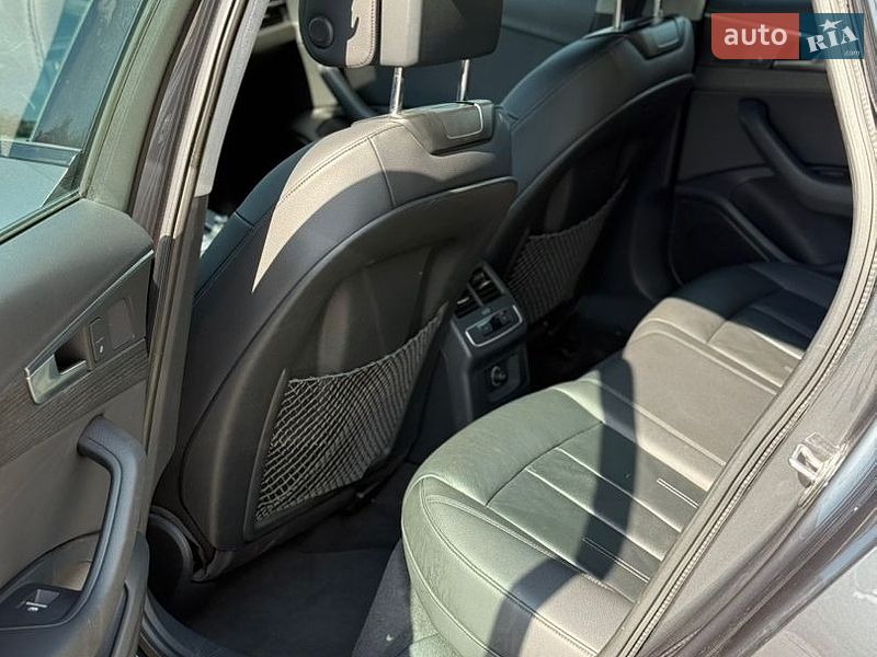 Седан Audi A4 2019 в Днепре