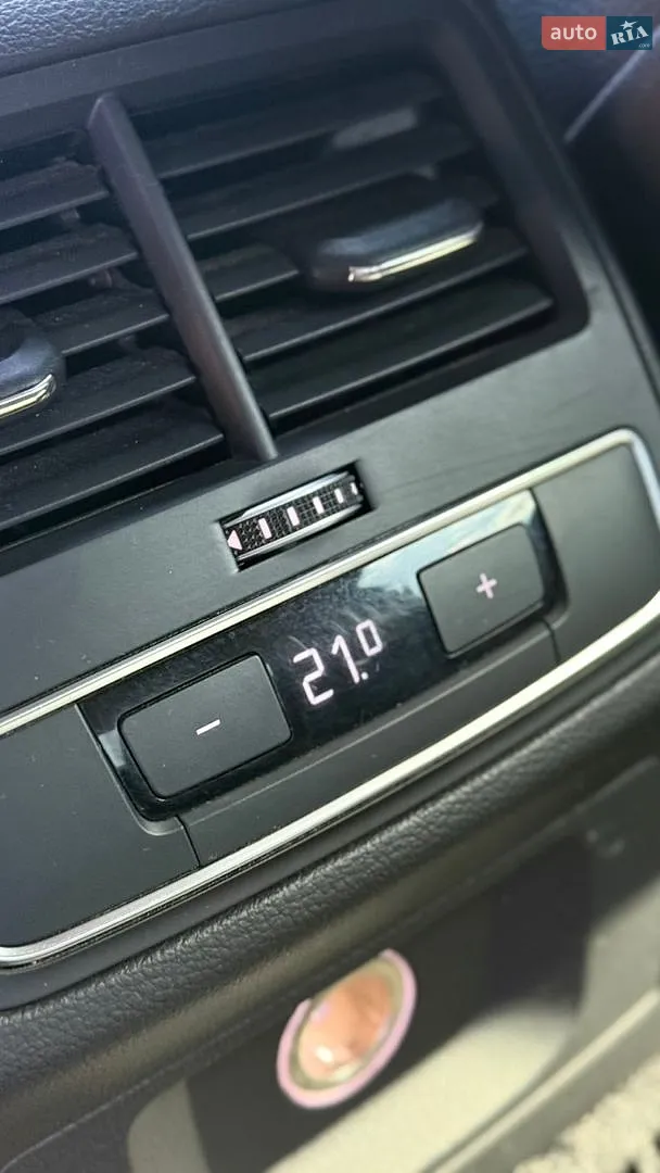 2016 Audi A4 - мініатюра 12