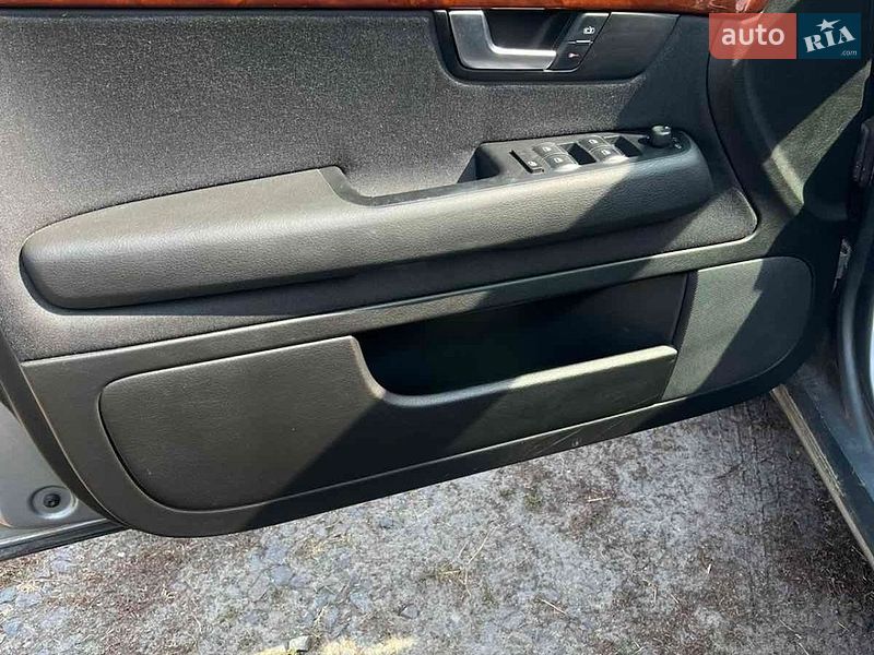 Седан Audi A4 2006 в Києві
