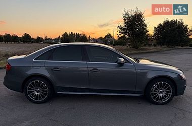 Седан Audi A4 2013 в Горишних Плавнях