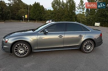 Седан Audi A4 2013 в Горишних Плавнях