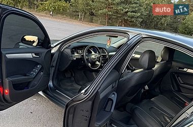 Седан Audi A4 2013 в Горишних Плавнях