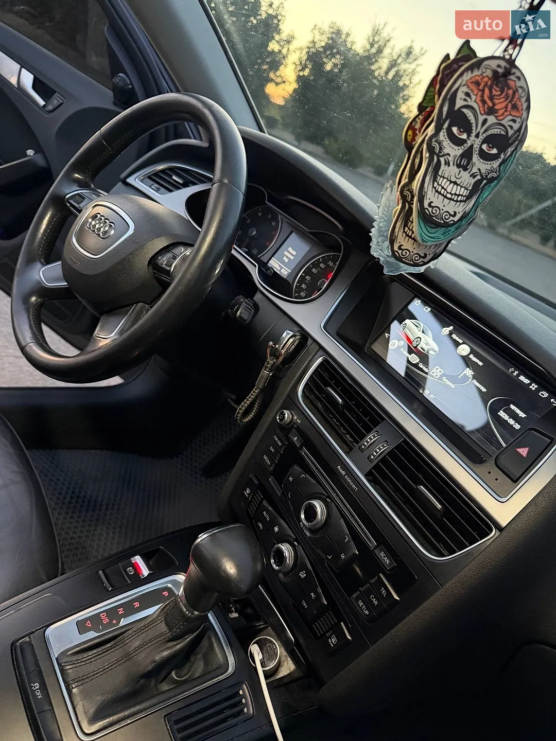 2013 Audi A4 - мініатюра 26