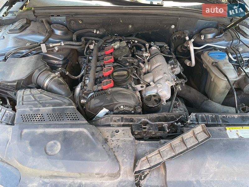Седан Audi A4 2014 в Полтаві