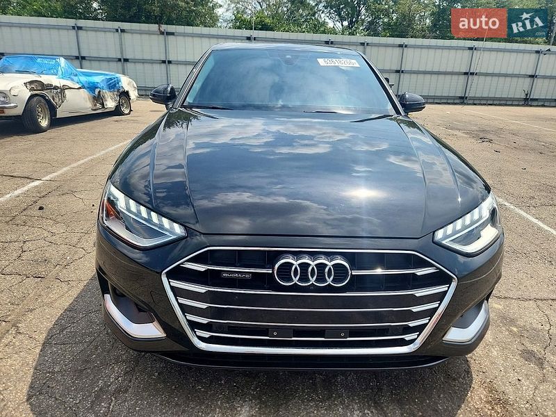 Седан Audi A4 2021 в Львове