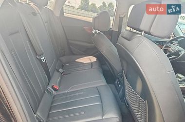 Седан Audi A4 2021 в Львове