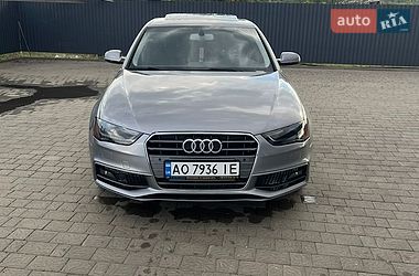 Седан Audi A4 2015 в Тячеве