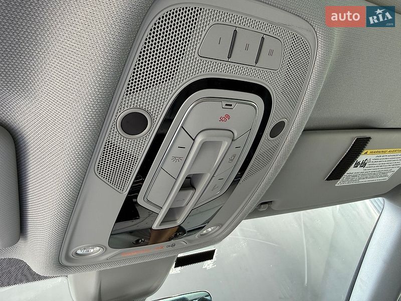 Седан Audi A4 2019 в Львові