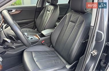 Седан Audi A4 2019 в Львові