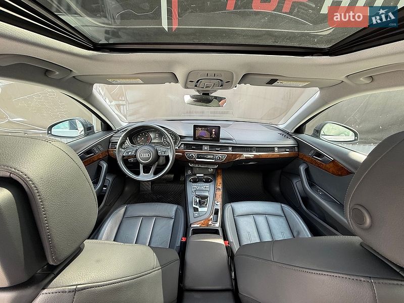 Седан Audi A4 2019 в Львові