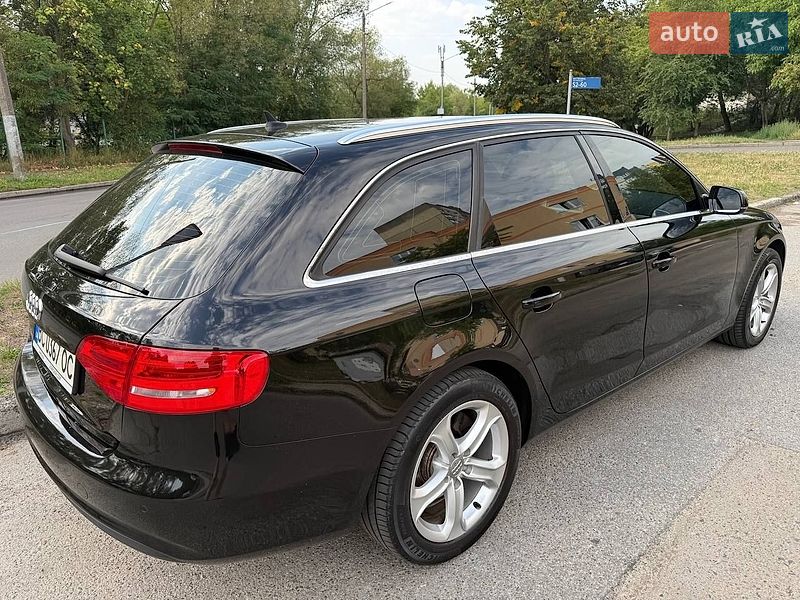 Универсал Audi A4 2014 в Львове