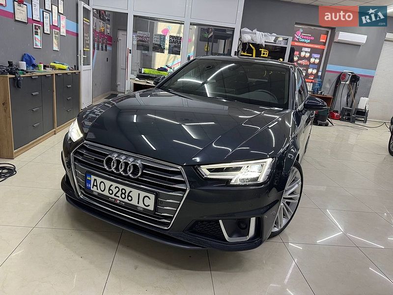 Audi A4 2019 Audi A4 2019
