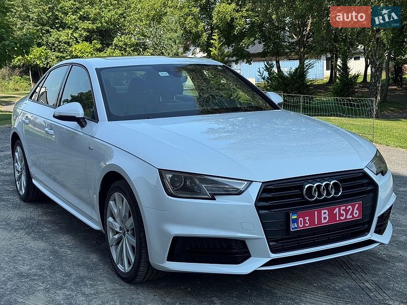 Седан Audi A4 2018 в Хмельницком