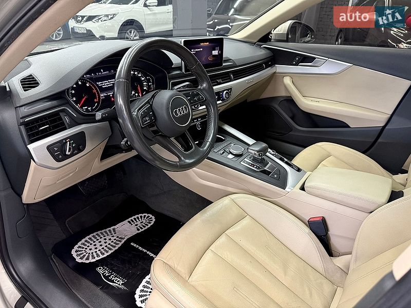 Седан Audi A4 2016 в Харкові