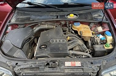 Седан Audi A4 1999 в Изяславе