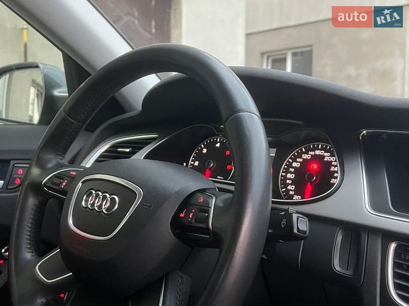 Седан Audi A4 2014 в Хмельницком