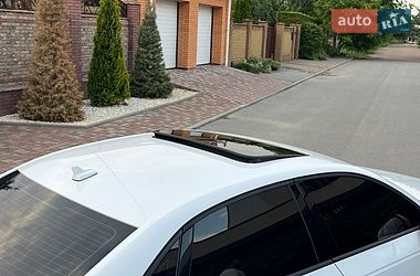 Седан Audi A4 2016 в Чернигове